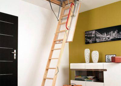 FAKRO LWK timber loft ladder. 3-section wooden loft ladder fully extended